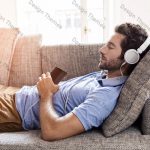 Scientists Find 15 Amazing Benefits Of Listening To Music